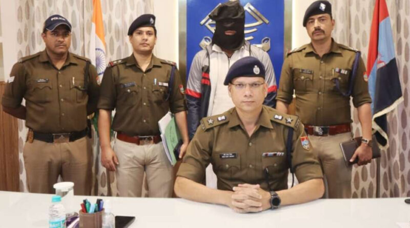 उत्तराखंड: विधायकों से रंगदारी मांगने वाला मास्टरमाइंड गिरफ्तार, गृहमंत्री के बेटे के नाम से किया था फोन
